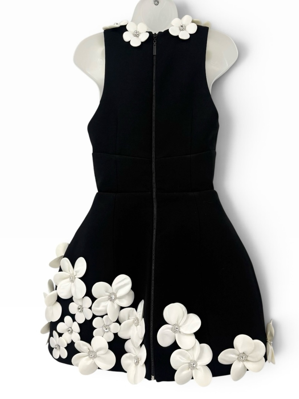 Bronx and Banco Estelle Black White 3D Floral Applique Mini Dress Size Small - Picture 14 of 16